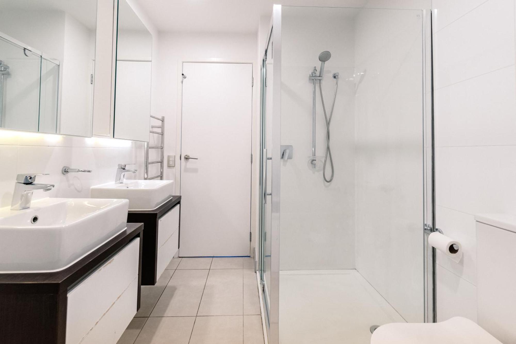 Magnificent Harbour View Skytower View Apartment In Cbd Auckland Extérieur photo